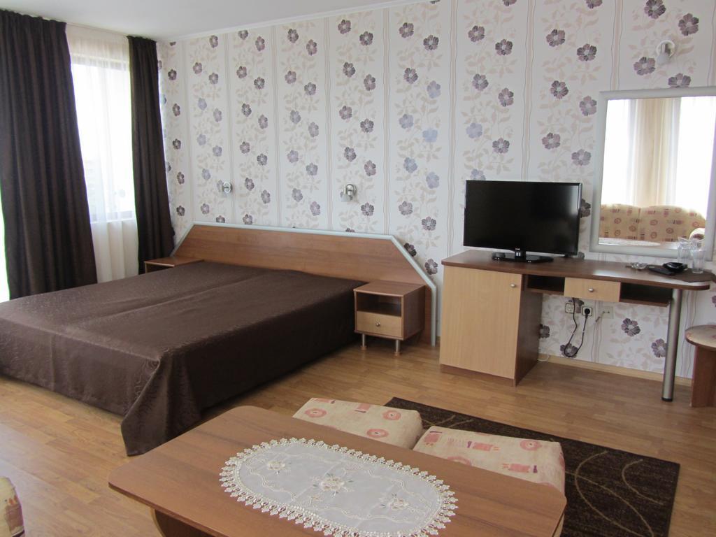 Guest House Ianis Paradise Νεσέμπαρ Εξωτερικό φωτογραφία