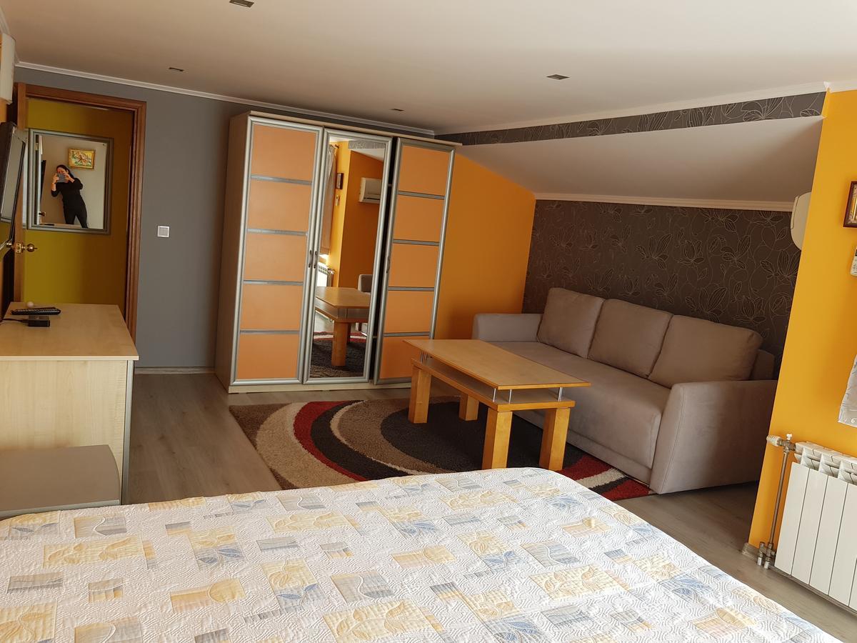 Guest House Ianis Paradise Νεσέμπαρ Εξωτερικό φωτογραφία