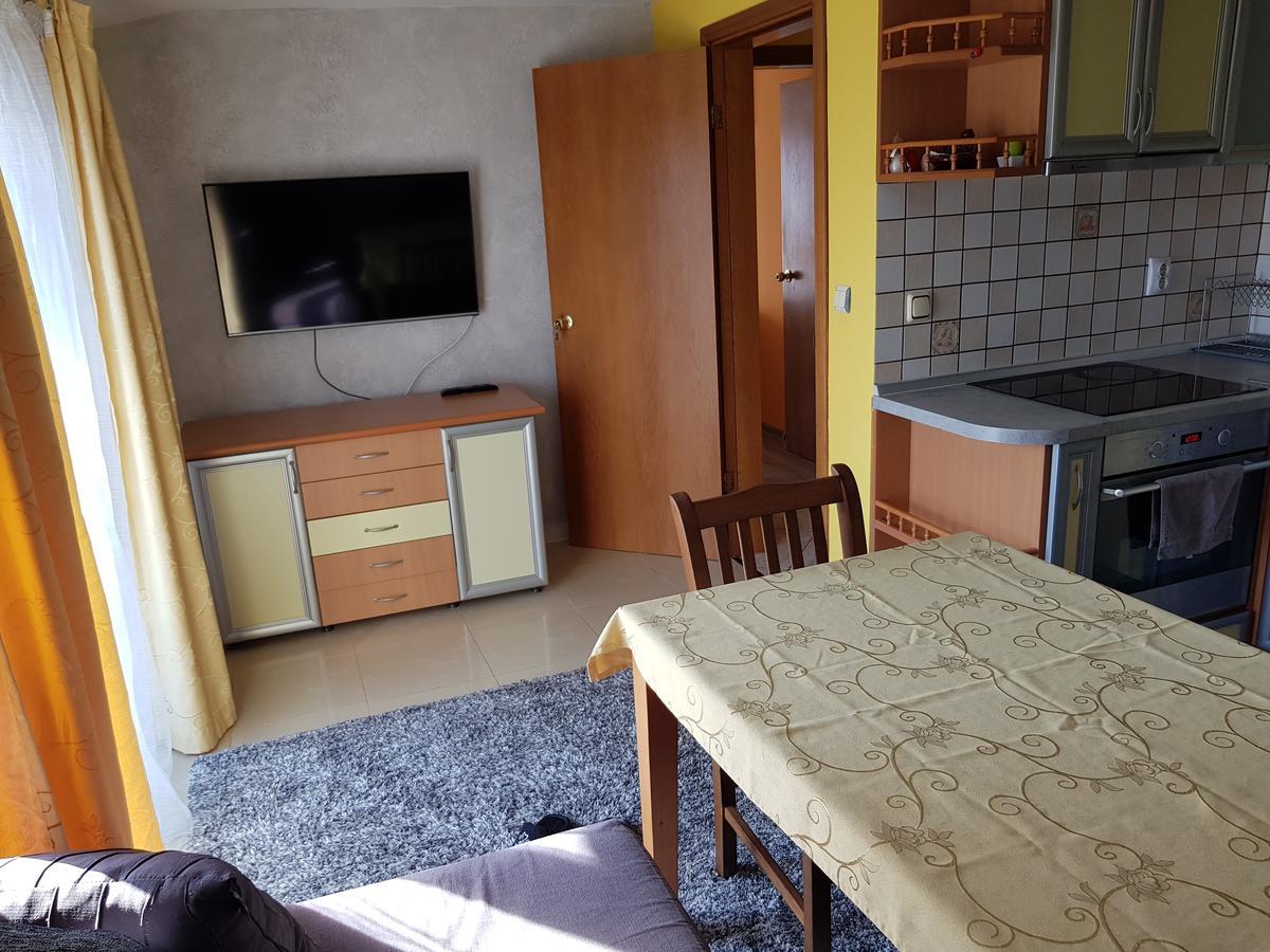 Guest House Ianis Paradise Νεσέμπαρ Εξωτερικό φωτογραφία