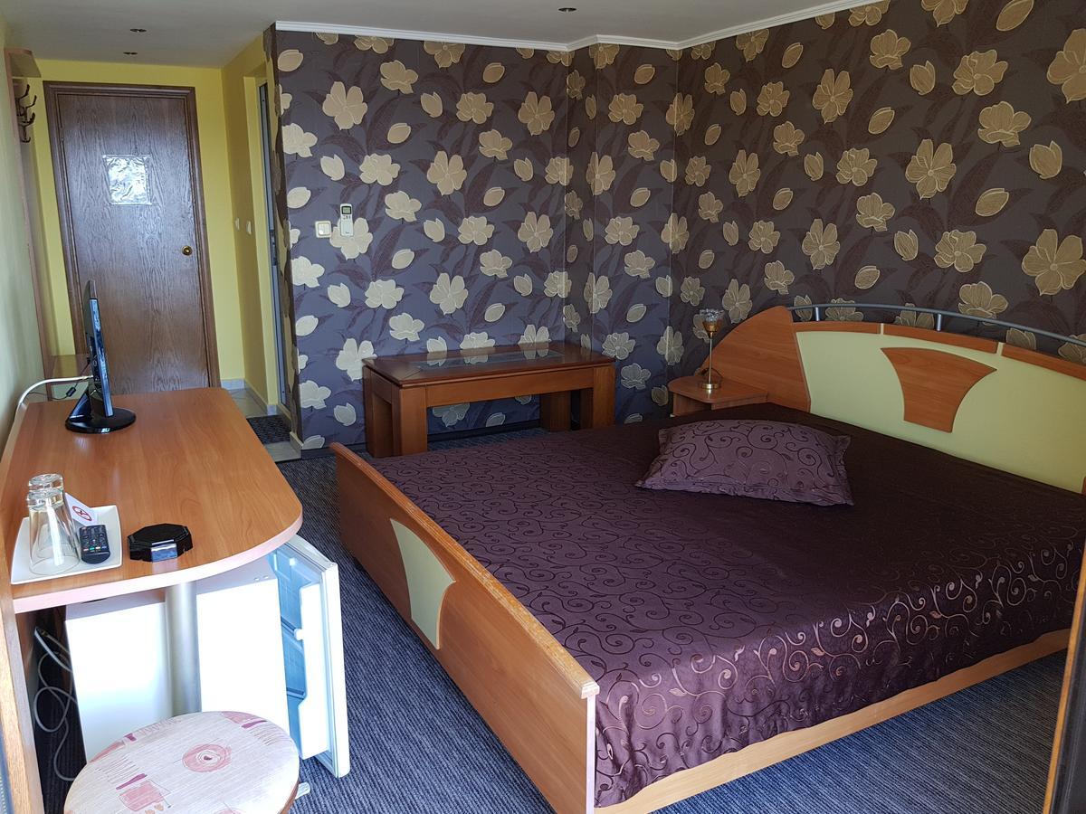 Guest House Ianis Paradise Νεσέμπαρ Εξωτερικό φωτογραφία