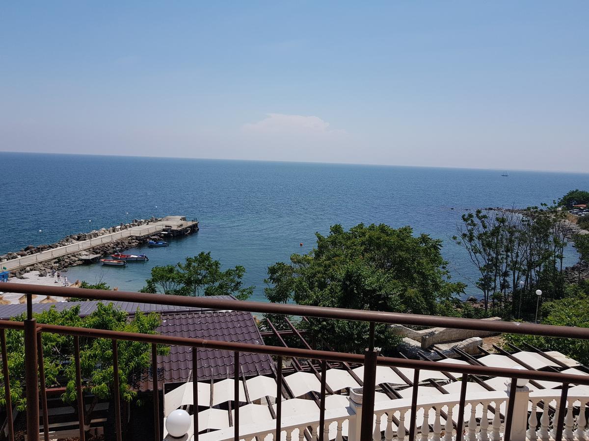 Guest House Ianis Paradise Νεσέμπαρ Εξωτερικό φωτογραφία