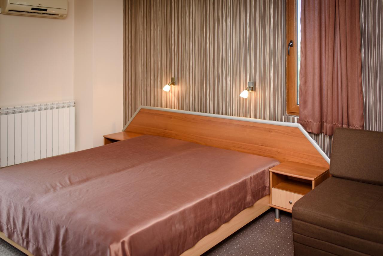 Guest House Ianis Paradise Νεσέμπαρ Εξωτερικό φωτογραφία